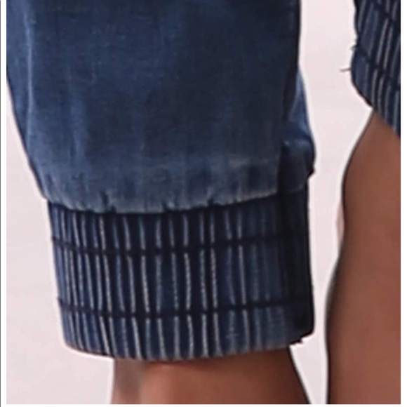 🆕Denim Cargo Jogger Jeans - Picture 6 of 7